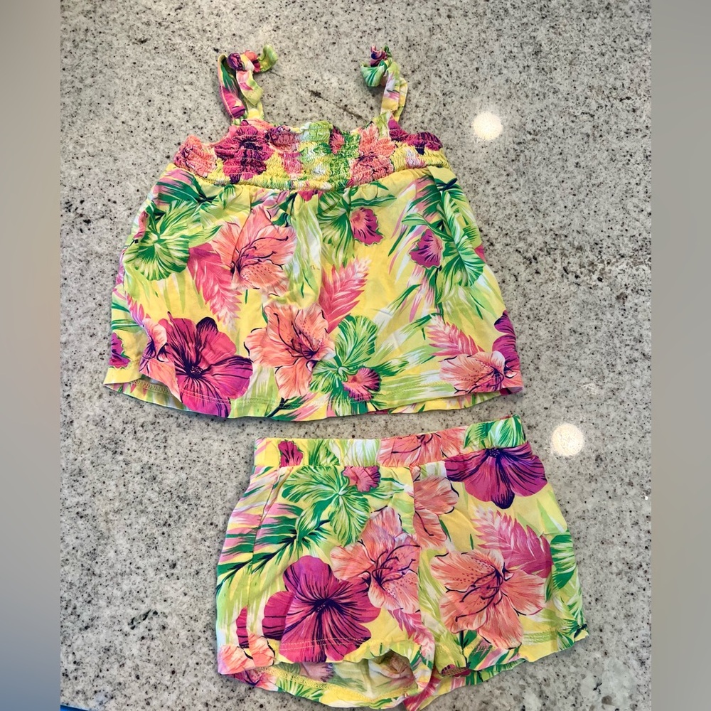 Toddler girl outfit matching set Hawaiin tropical floral 2T